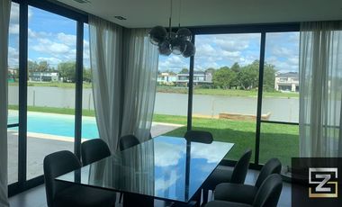 Casa en venta Barrio Terralagos  Canning