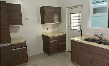 Se Vende Casa en PH Victoria, Brisas del Golf