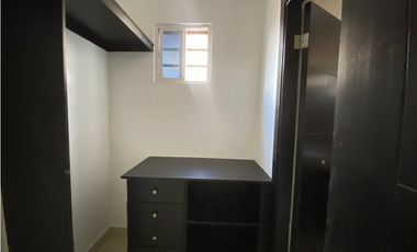 AMPLIA CASA EN VENTA EN VILLA NAVONA, BRISAS DEL GOLF(JL)