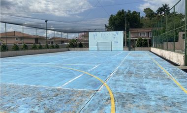 AMPLIA CASA EN VENTA EN VILLA NAVONA, BRISAS DEL GOLF(JL)