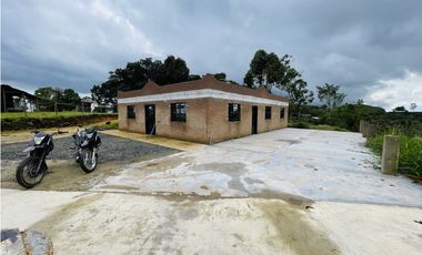 Casa finca para la venta en San Roque, Antioquia
