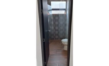 VENDO HERMOSA CASA LA VEGA CUND. CONDOMINIO (r)