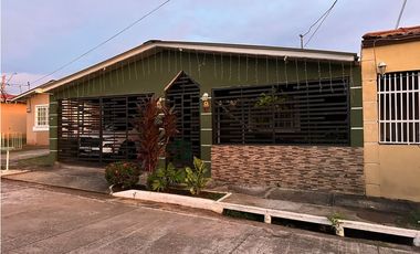 VENTA DE CASA EN PRADERAS DEL CAMPO-CHORRERA (DK)