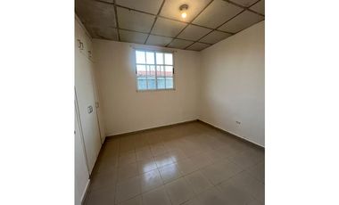 ALQUILER EN URB.MONTERREGIO-ARRAIJAN (DK)