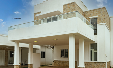 VENTA DE CASA MODERNA CON BALCON EN ARRAIJAN (PROYECTO) (DT)