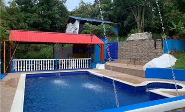 VENTA DE FINCA EN MESITAS - 3 CABAÑAS