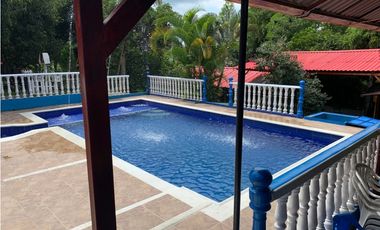 VENTA DE FINCA EN MESITAS - 3 CABAÑAS