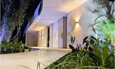 Finca En Santa Fe De Antioquia - Se Vende