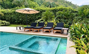 Finca En Santa Fe De Antioquia - Se Vende