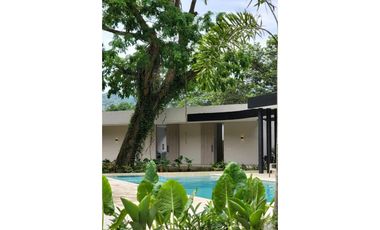 Finca En Santa Fe De Antioquia - Se Vende