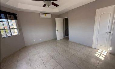 Altos de Panamá, Villas de Vizcaya, casa alquiler