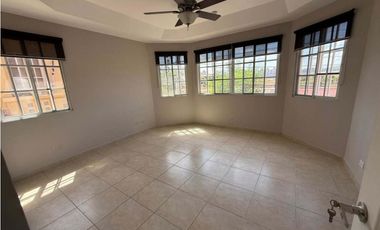 Altos de Panamá, Villas de Vizcaya, casa alquiler