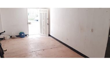 LOCAL CALASANZ CERCA INSTITUTO FERRINI