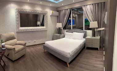 VENTA CASA AMOBLADA ALTOS DEL GOLF