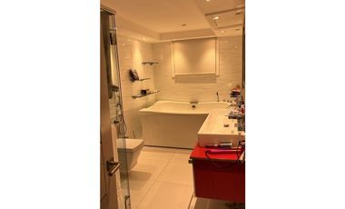 VENTA CASA AMOBLADA ALTOS DEL GOLF