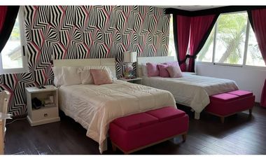 VENTA CASA AMOBLADA ALTOS DEL GOLF