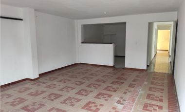 LOCAL COMERCIAL SECTOR CALASANZ CERCA MERCADOS MADRID