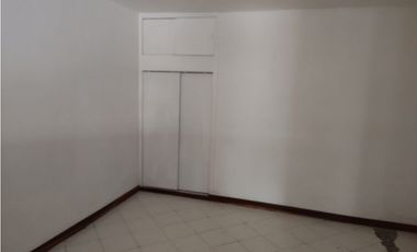 LOCAL COMERCIAL SECTOR CALASANZ CERCA MERCADOS MADRID