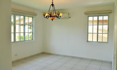 ALQUILER CASA CLAYTON