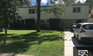 Casa en alquiler en Saint Thomas Este/ Oeste