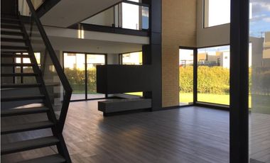 Arriendo casa Arborada de Cota