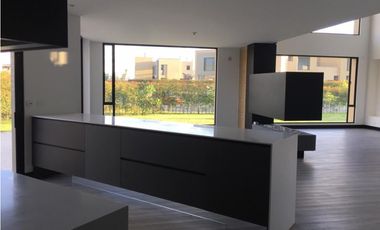 Arriendo casa Arborada de Cota