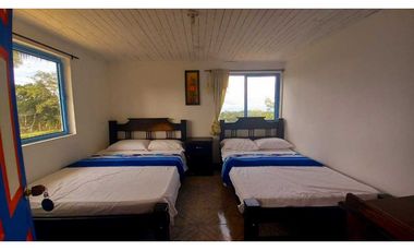 Finca chalet con vista y piscina para la venta a 8 km de filandia