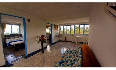 Finca chalet con vista y piscina para la venta a 8 km de filandia