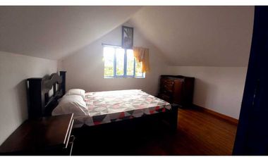 Finca chalet con vista y piscina para la venta a 8 km de filandia