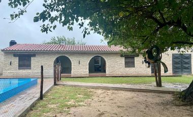 Casa quinta en venta de 400m2 ubicado en Termas de Río Hondo