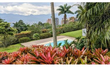 ☘CASA CON ESPECTACULAR VISTA EN EL POBLADO