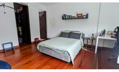 ☘CASA CON ESPECTACULAR VISTA EN EL POBLADO