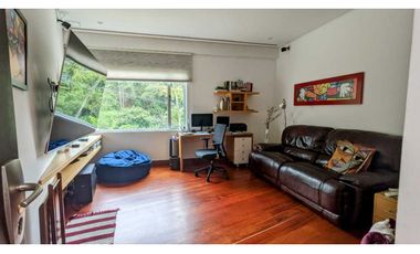 ☘CASA CON ESPECTACULAR VISTA EN EL POBLADO