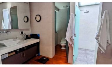 ☘CASA CON ESPECTACULAR VISTA EN EL POBLADO