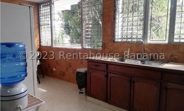 Venta de Casa en Obarrio 24-3361