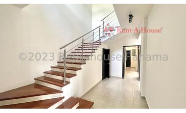 Venta de Casa en Panama Pacifico 24-745