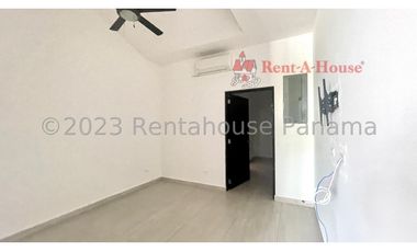 Venta de Casa en Panama Pacifico 24-745