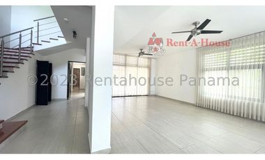 Venta de Casa en Panama Pacifico 24-745
