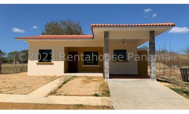 SE VENDE CASA EN HERRERA