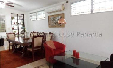 Alquiler de Casa en Brisas del Golf 24-4784