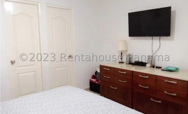 Alquiler de Casa en Brisas del Golf 24-4784