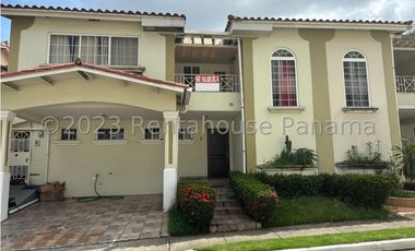 Alquiler de Casa en Brisas del Golf 24-4462