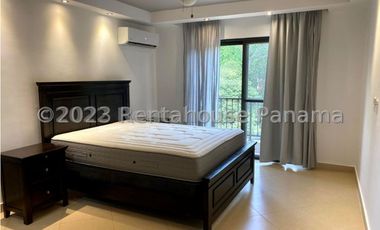 Alquiler de Apartamento en Clayton