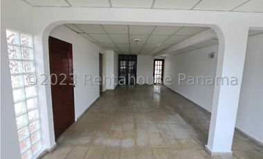 Venta de Casa en Villa Lucre