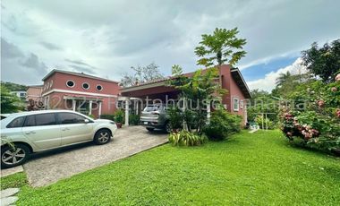 Venta de Casa en Las Cumbres