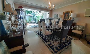 Venta de Casa en Villa de Las Fuentes