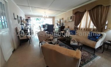 Venta de Casa en Villa de Las Fuentes