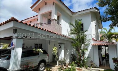 Venta de Casa en Versalles