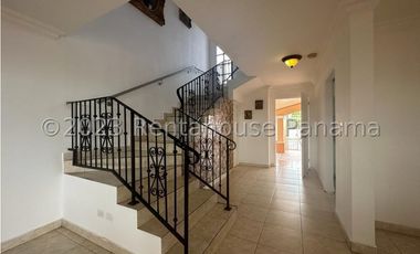 Venta de Casa en Villa Lucre