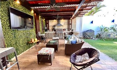Venta de Casa en Versalles